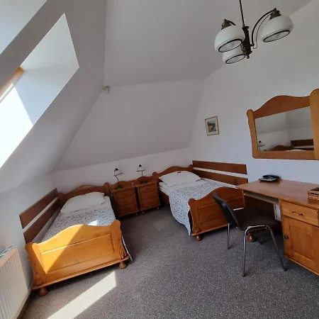 Отель Karkonosze 3*