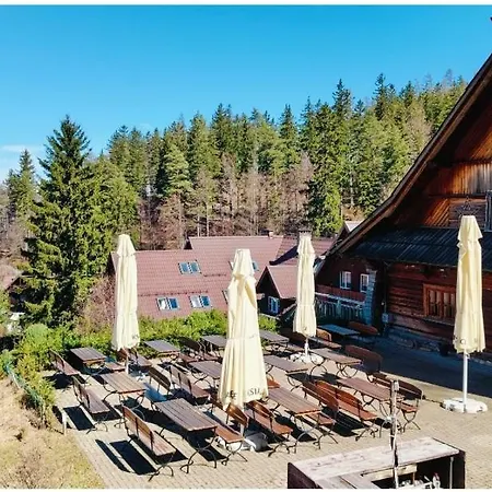 Отель Karkonosze Карпач